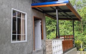 Lanta Valom Buri
